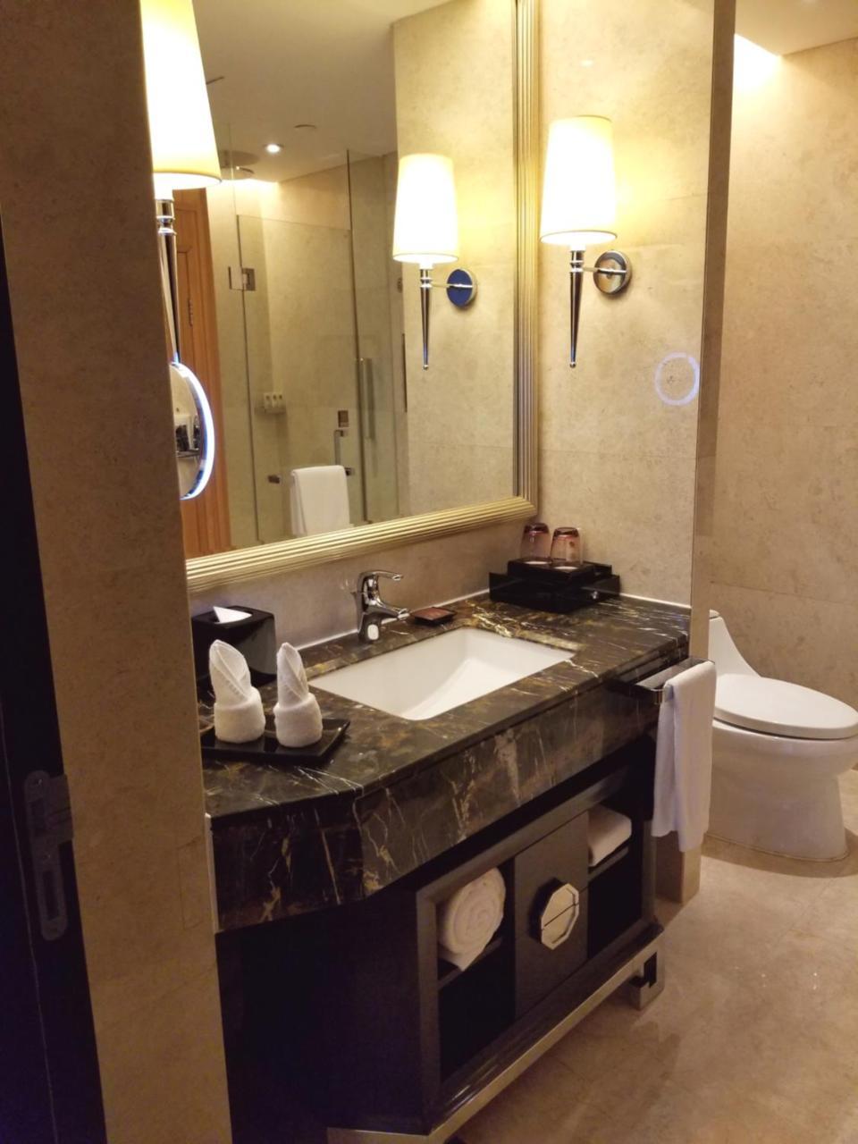 Xi'An Tanglong International Hotel Екстериор снимка